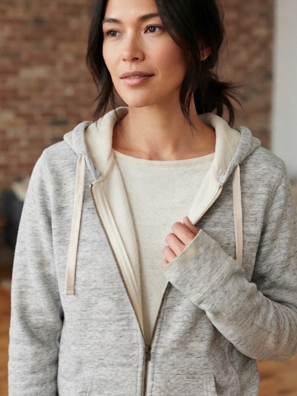 Over/Verso Heather Gray Full Zip Hoodie Sweatshirt Women's
L/ Oversized